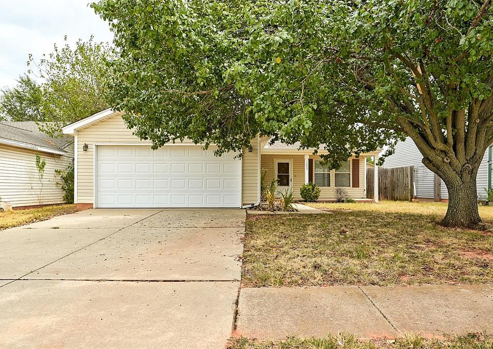 1st image of 1209 Briar Patch Way