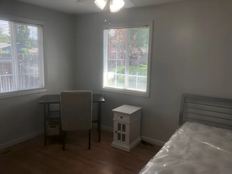 2418 W Malad St — Photo 35