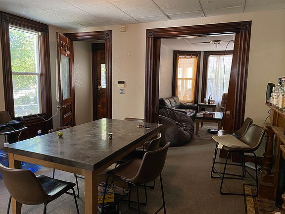 2nd image of 30 Seminary Ave