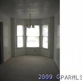 4th image of 723 Fox Chase Ln