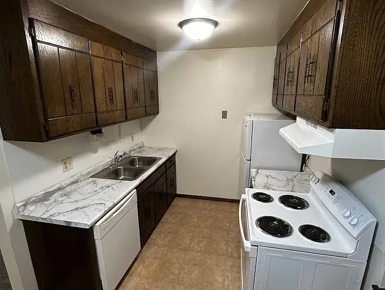 Mechanic Avenue Apartments — Photo 34