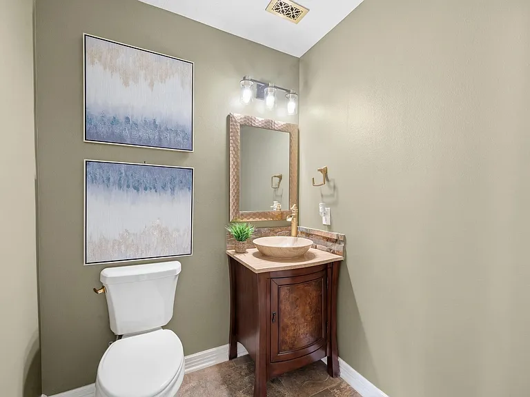 7211 Savannah Glen Ln W — Photo 11