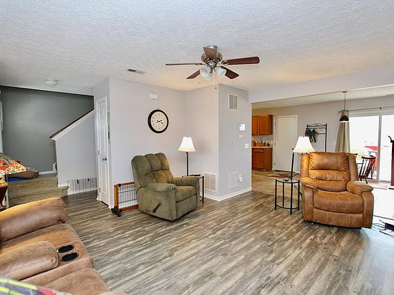 5th image of 2263 Dunvegan St