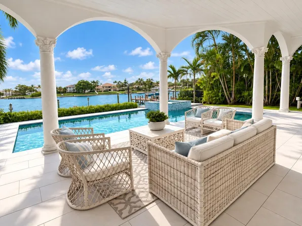 12864 S Shore Dr, Palm Beach Gardens, FL 33410