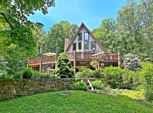 2135 Saint Peters Rd, Pottstown, PA 19465