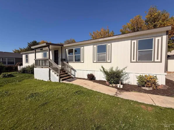 11228 W Azure Ln, Boise, ID 83713