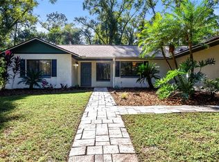 23832 Oak Tree Dr, Sorrento, FL 32776