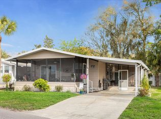 111 N Lake Dr, Leesburg, FL 34788