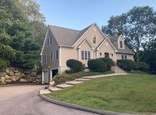 17 Trolley Ln, Westerly, RI 02891
