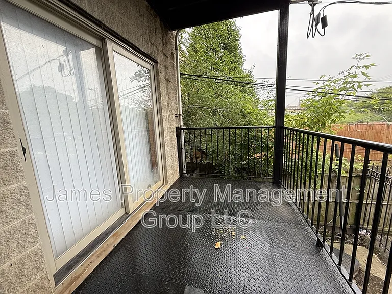 3112 W Monroe St #1 — Photo 10