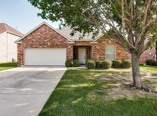1129 Whispering Trail Cir, Lewisville, TX 75067