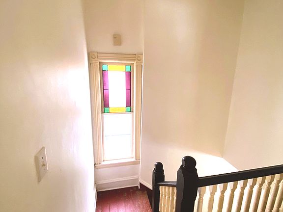 Entry to 2nd floor door