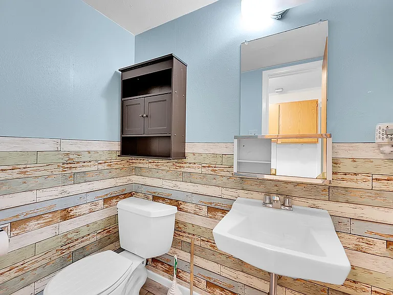 4220 Edwinstowe Ave — Photo 16