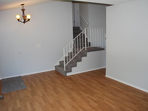 4th image of 6057 S Longmore Dr