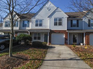10025 Reindeer Way Ln, Charlotte, NC 28216