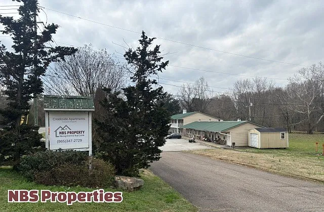 867 N Gallaher View Road Northwestunit #207 — Photo 17