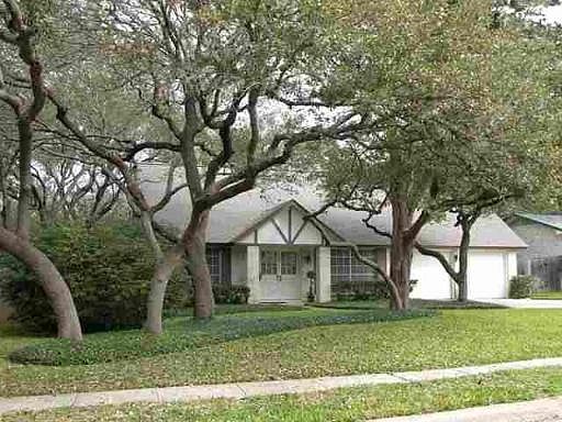 1st image of 4427 NEWPORT WOODS