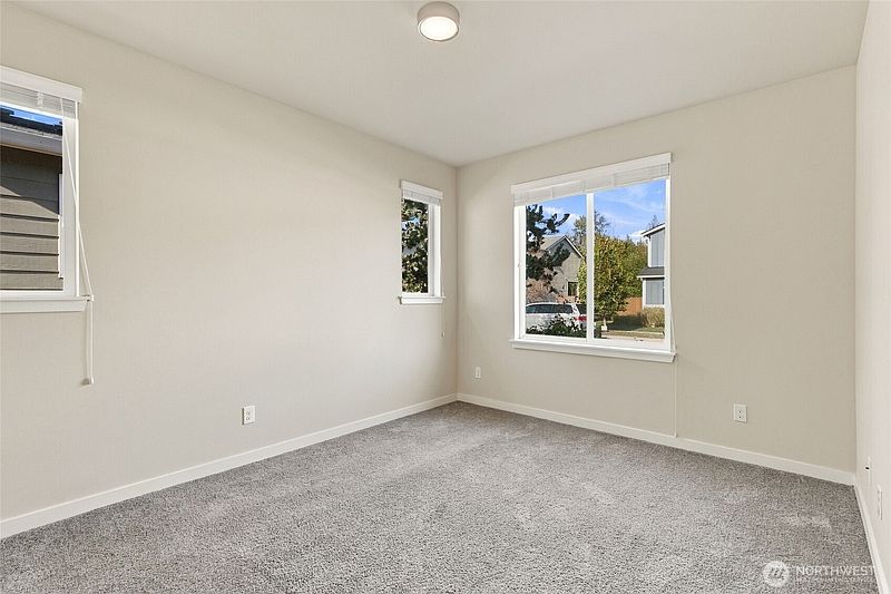 4th image of 25707 207th Place SE