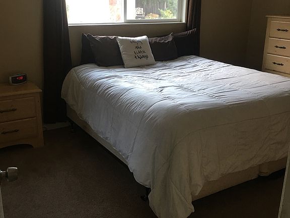 4th image of 2521 S Silvervale St
