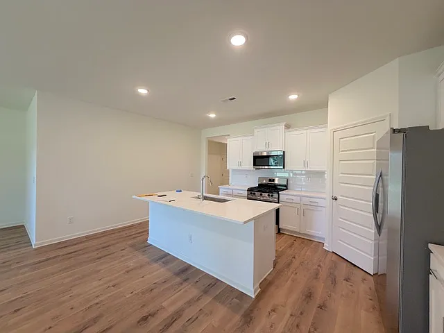 330 Ashland Dr SW — Photo 7
