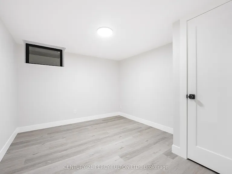 13 McKayfield Rd — Photo 21