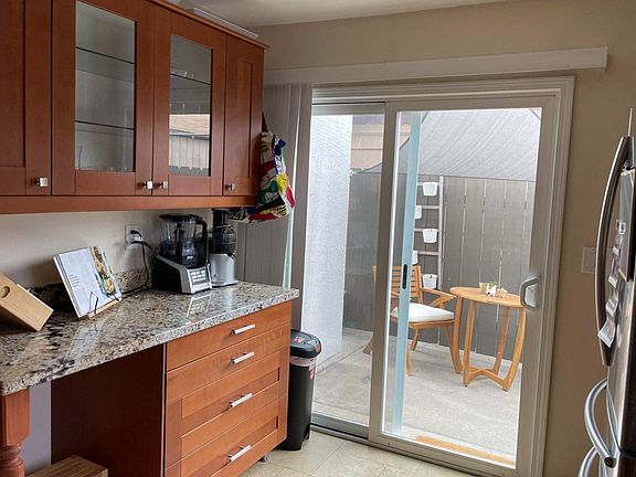 5th image of 4166 Wilson Ave APT 4