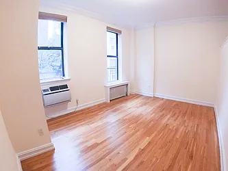 Rented by Urban Real Estate Inc