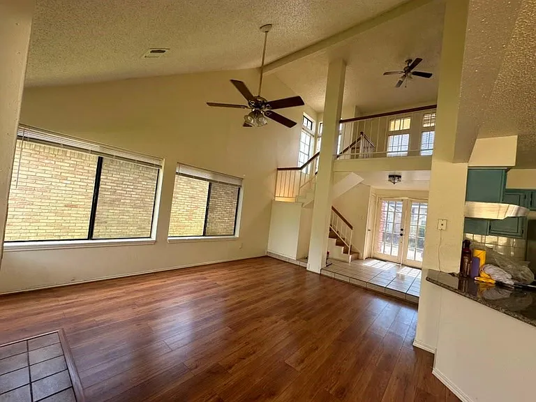8623 Beechcrest St — Photo 5