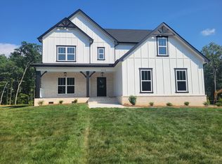 4618 Signal Forest Dr, Signal Mountain, TN 37377