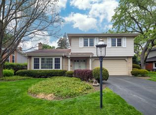 1504 Sequoia Trl, Glenview, IL 60025