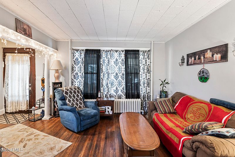5th image of 331 7th Avenue