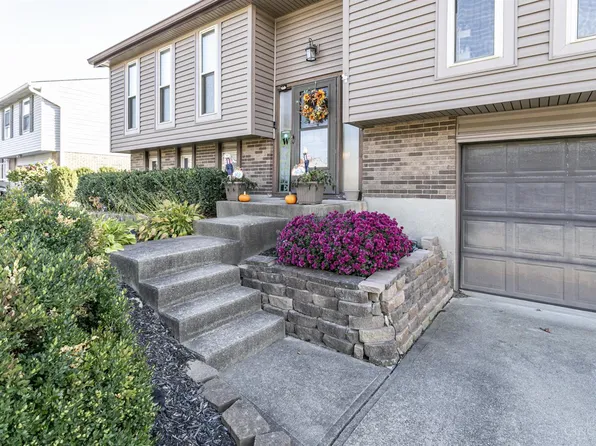 4991 Bonaventure Ct, Cincinnati, OH 45238