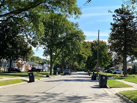 4th image of 1508 Millard Ave