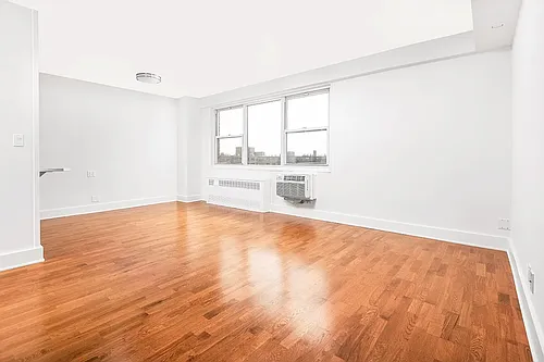 530 Neptune Ave #9 Photo 1