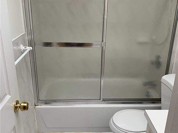 5th image of 84-06 150th St Floor 2