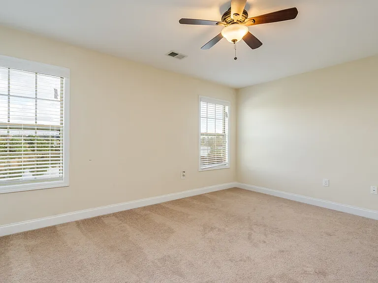 965 McCathern Ave — Photo 19