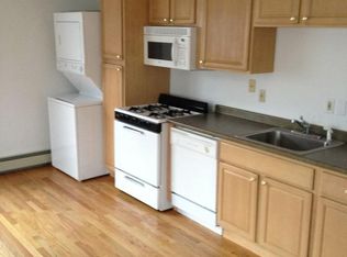 410 E Putnam Ave #2R, Greenwich, CT 06830