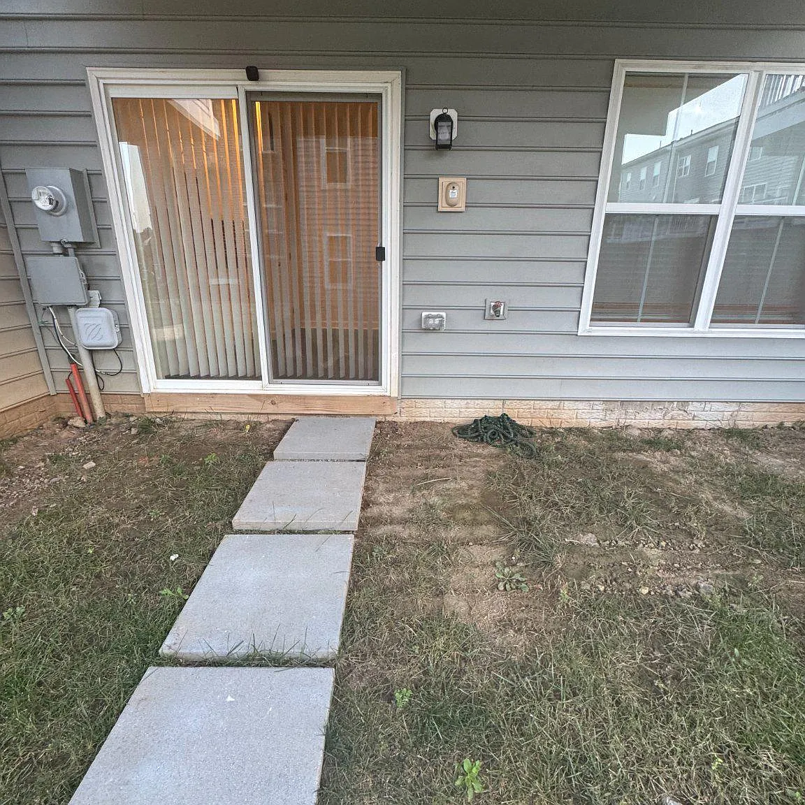 1 bed, 1.0 bath, 2360 sqft, $1,600 — Photo 4