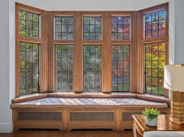 4500 Fieldston Road image 6 of 17