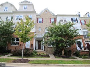 614 Touchdown Dr, Landover, MD 20785