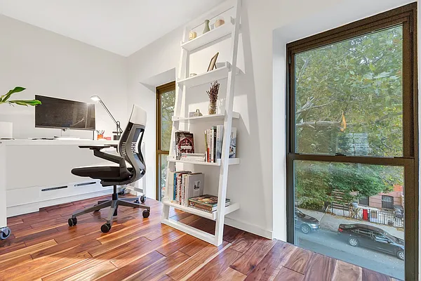 Sold by Cooper & Cooper Real Estate | media 6