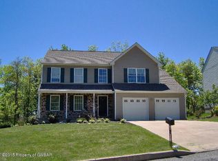 1084 E 9th St, Hazle Township, PA 18201