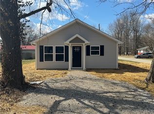1248 N 3rd St, Austin, IN 47102