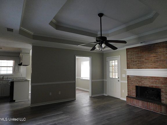4th image of 344 Barfield Dr
