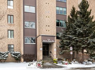 358 Queen Mary Rd #504, Kingston, ON K7M 7E8