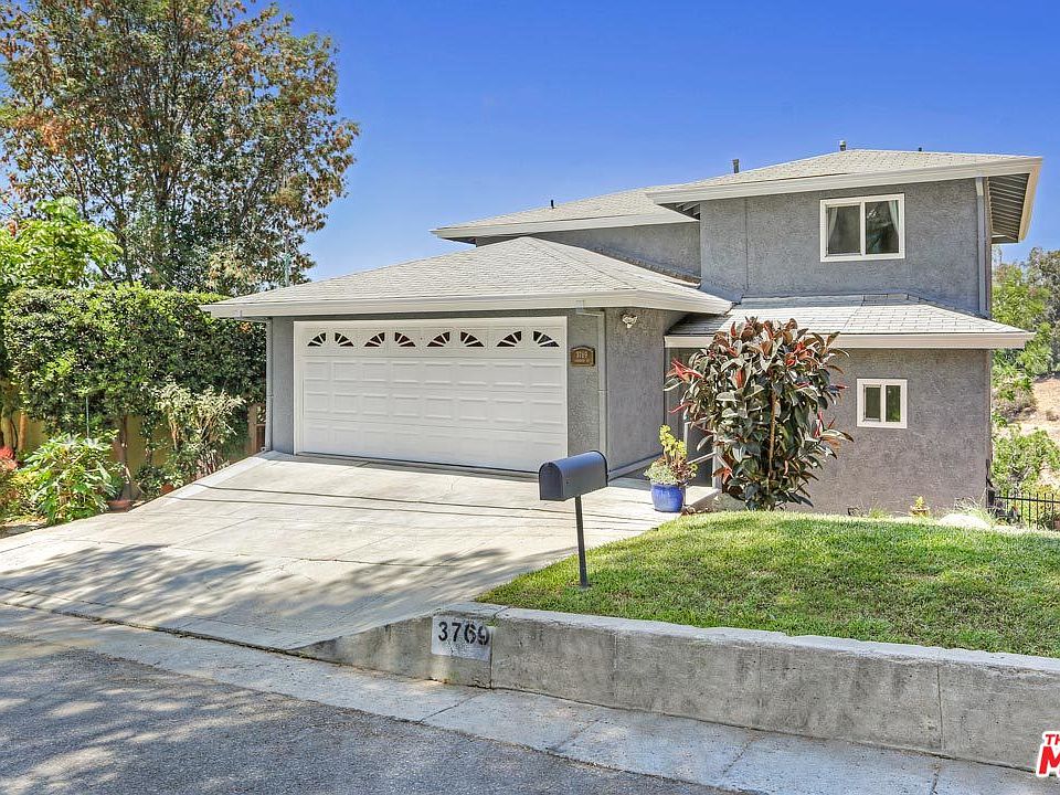 1st image of 3769 Cazador St