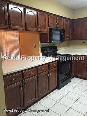 3rd image of 8409 Wind River Cir N