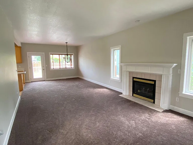 1834 Fort Ward Hill Rd NE — Photo 10