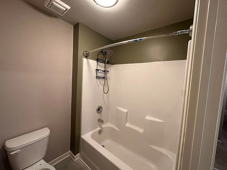 3283 Hawthorn Farm Blvd — Photo 14