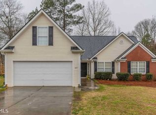357 River Landing Dr, Monroe, GA